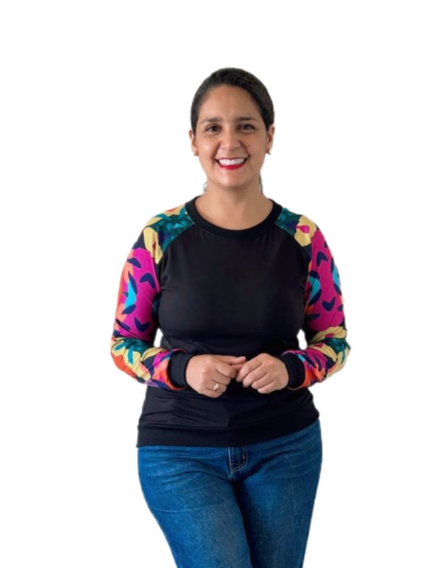 NEGRO MANGA ESTAMPADA 2